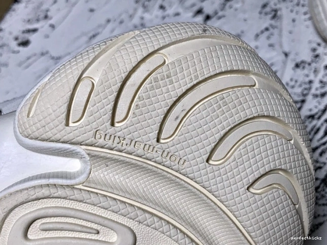 Yeezy 500 White Adidas Bone FV3573 0804